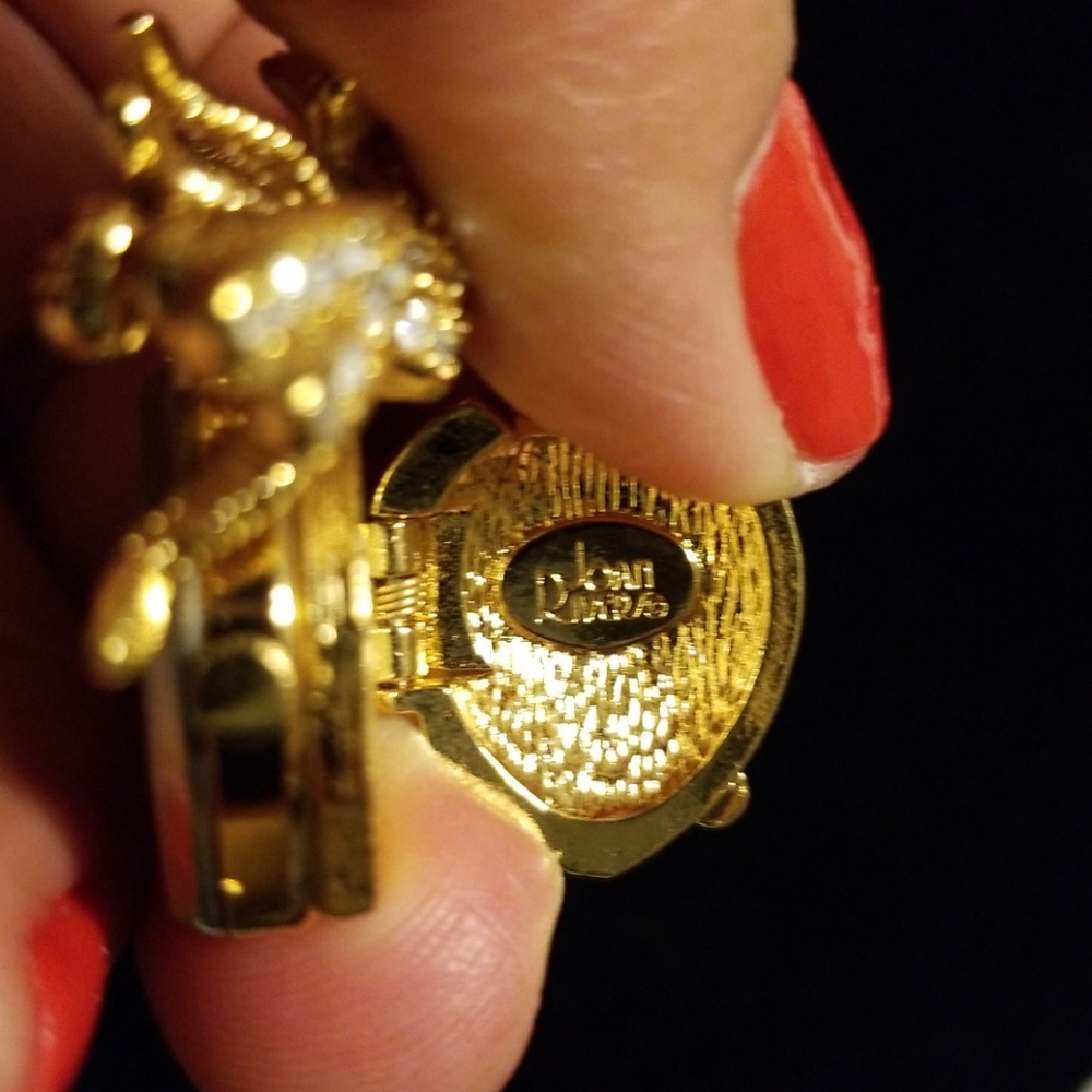 Joan Rivers brooch - Picture 7 of 8